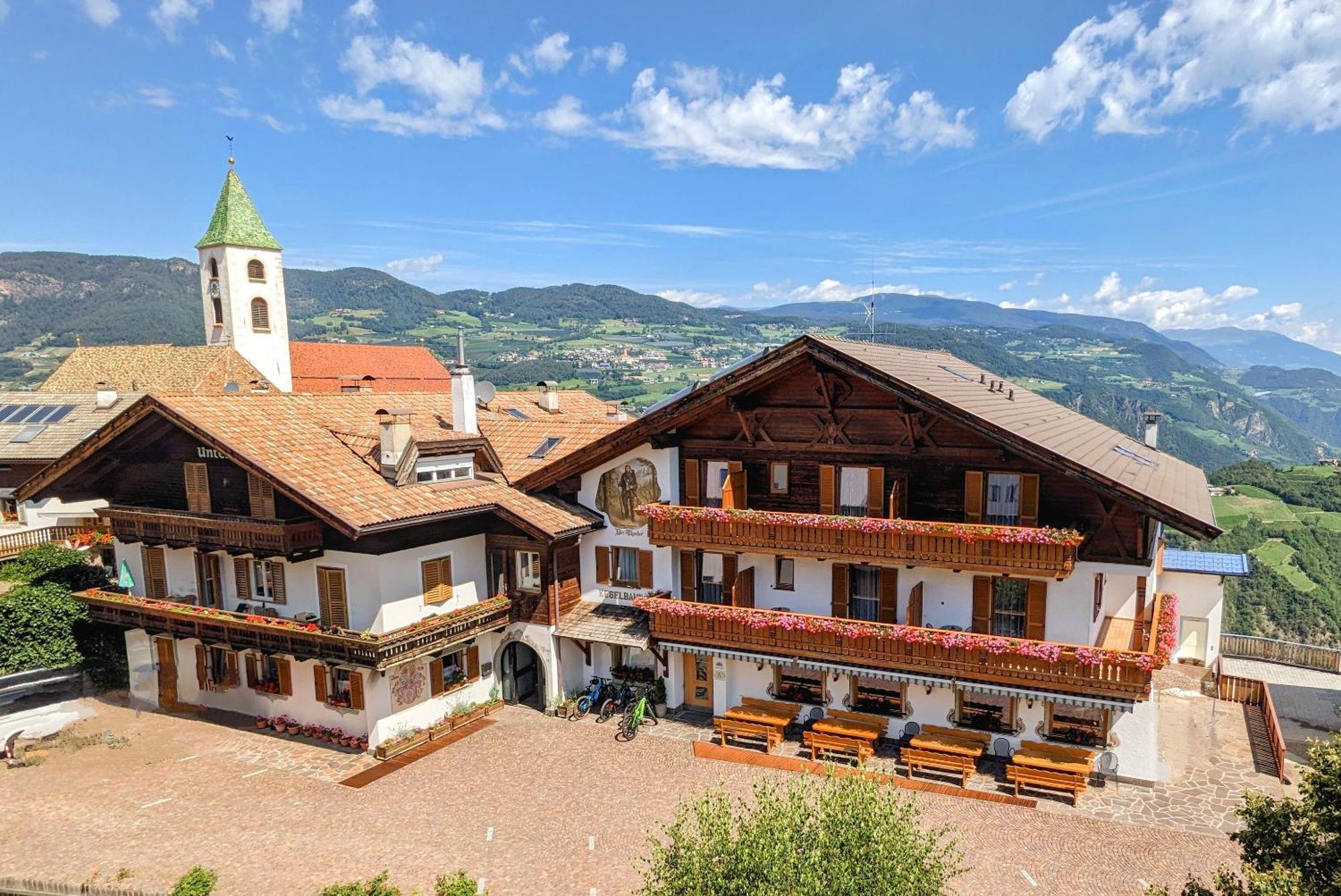 Gasthof Pizzeria Unterwirt Collepietra  Exteriör bild